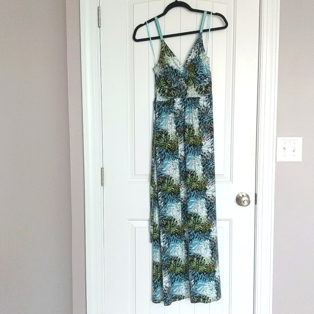 3/$15 New Directions Maxi Dress